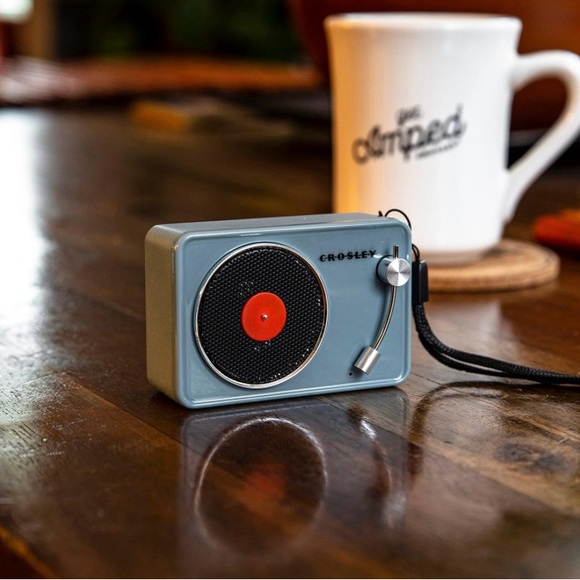 NWT! New. Unopened original box. Crosley mini turntable bluetooth speaker. - Picture 7 of 12
